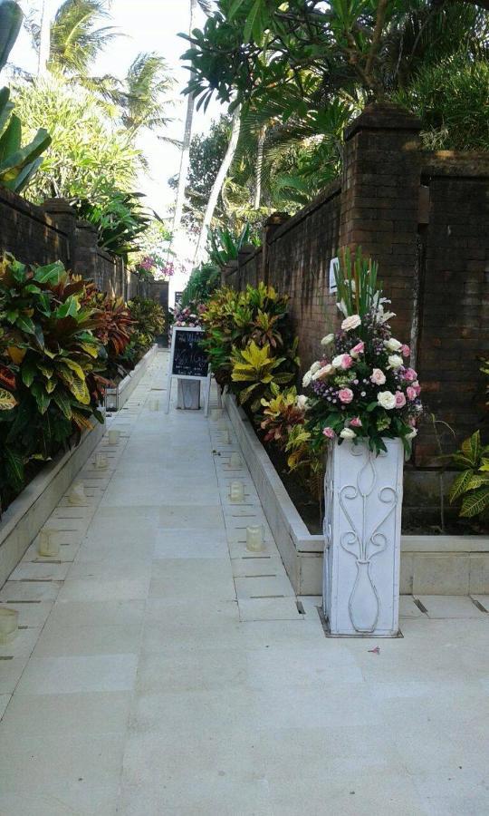 Villa Samudra Luxury Beachfront Ketewel Екстер'єр фото