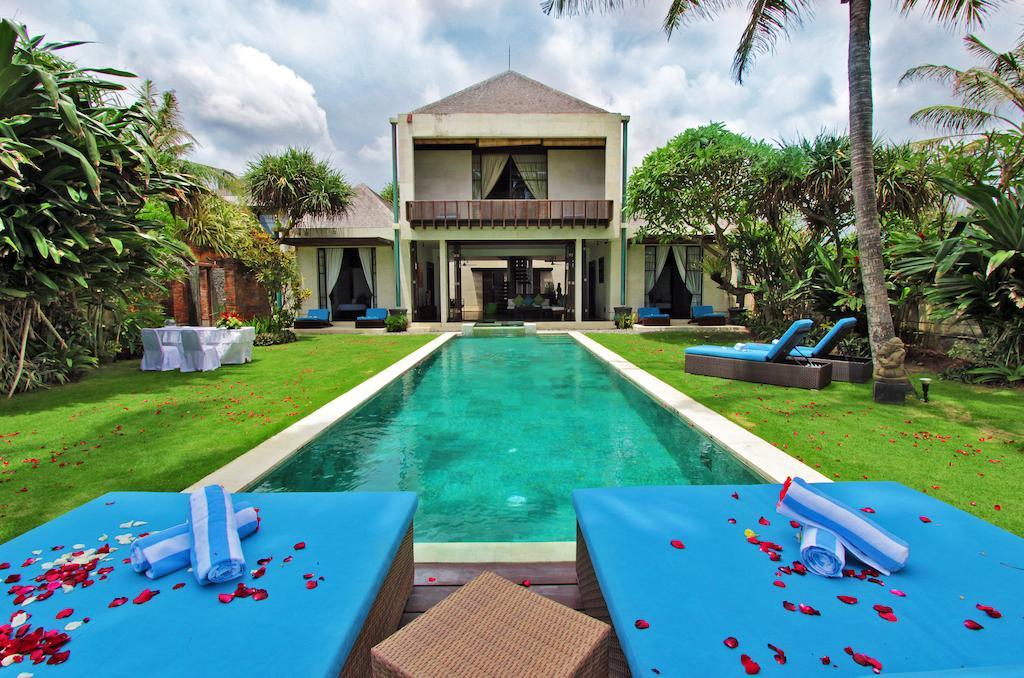Villa Samudra Luxury Beachfront Ketewel Екстер'єр фото