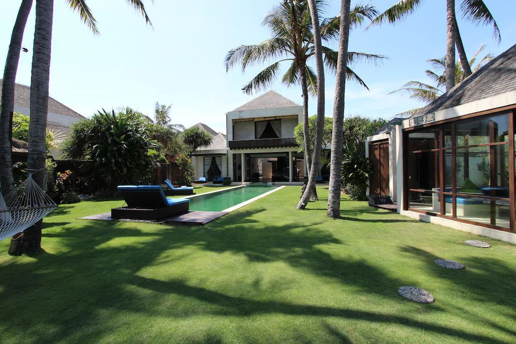Villa Samudra Luxury Beachfront Ketewel Екстер'єр фото